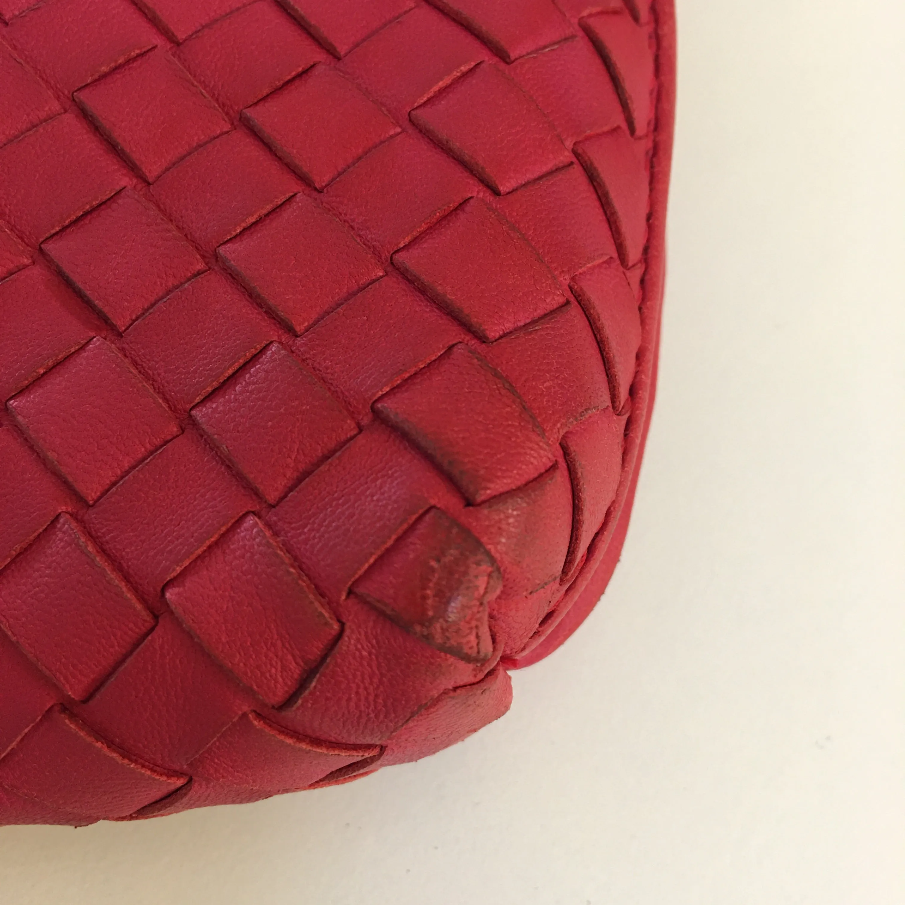 BOTTEGA VENETA Crossbody Bag in Red Leather