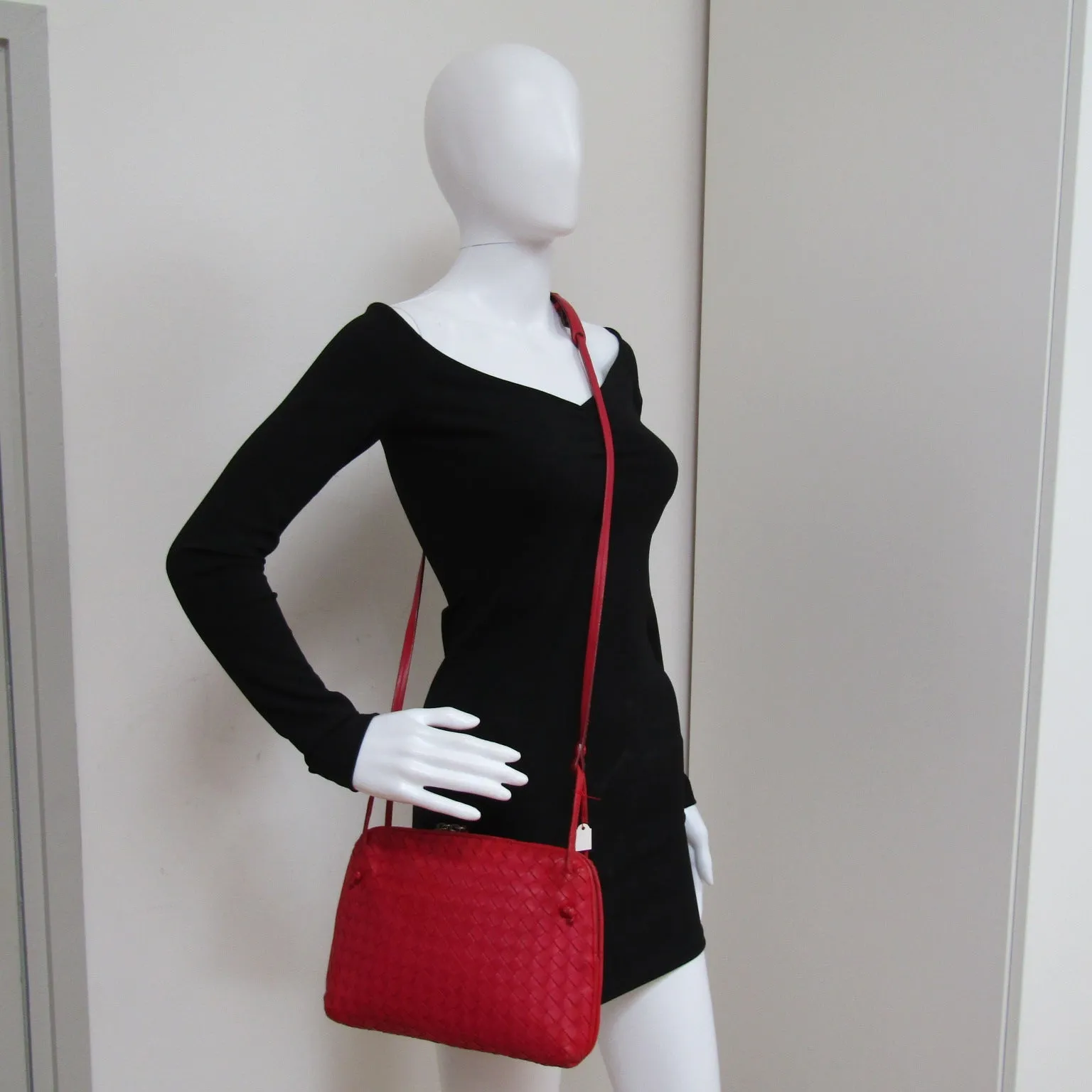 BOTTEGA VENETA Crossbody Bag in Red Leather