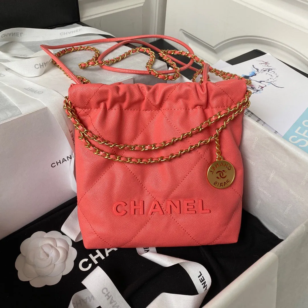 CC804 22 Mini Handbag / HIGHEST QUALITY VERSION / 7.8 × 7.4 × 2.3 in