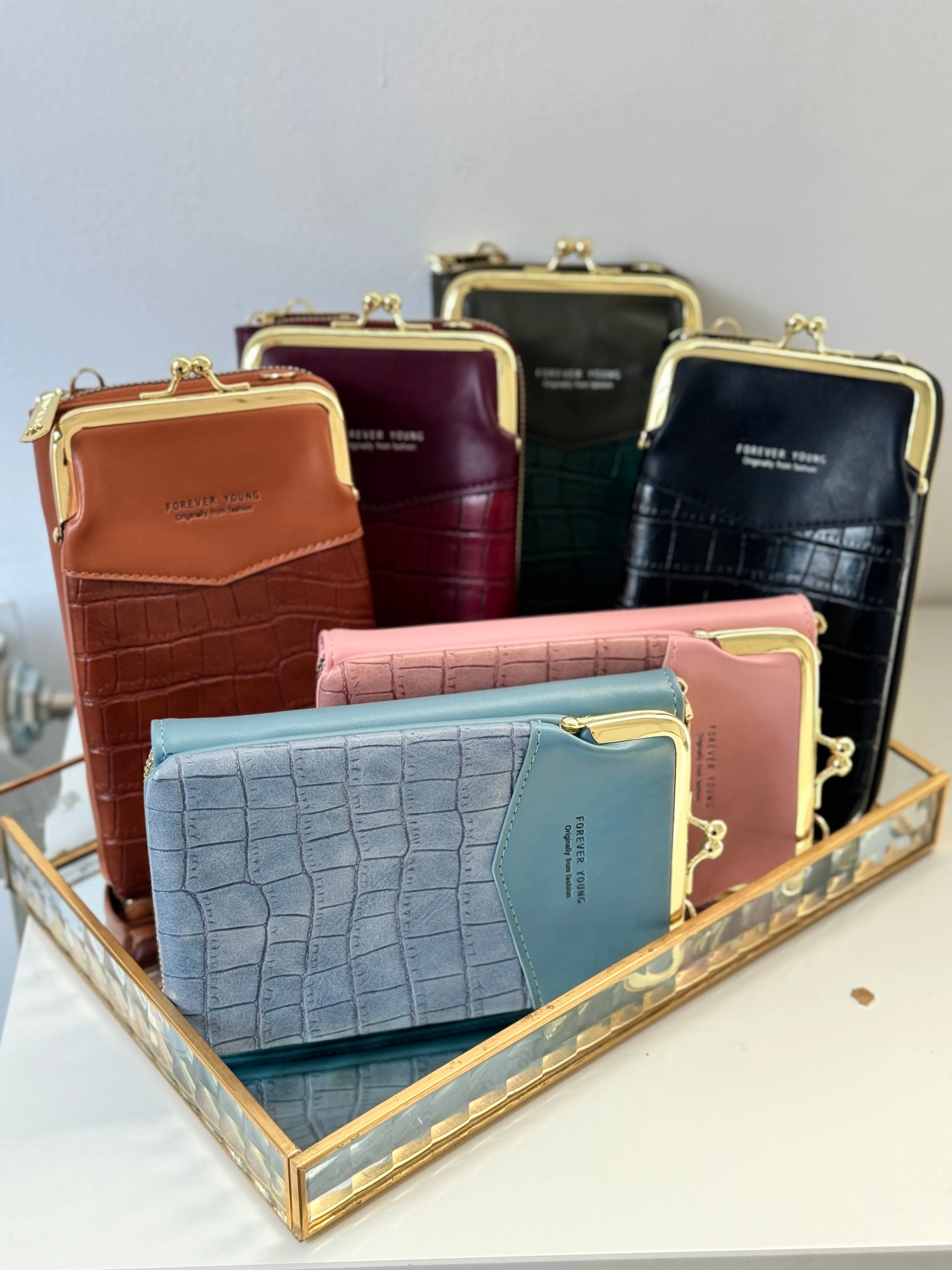 GIGI crossbody bag