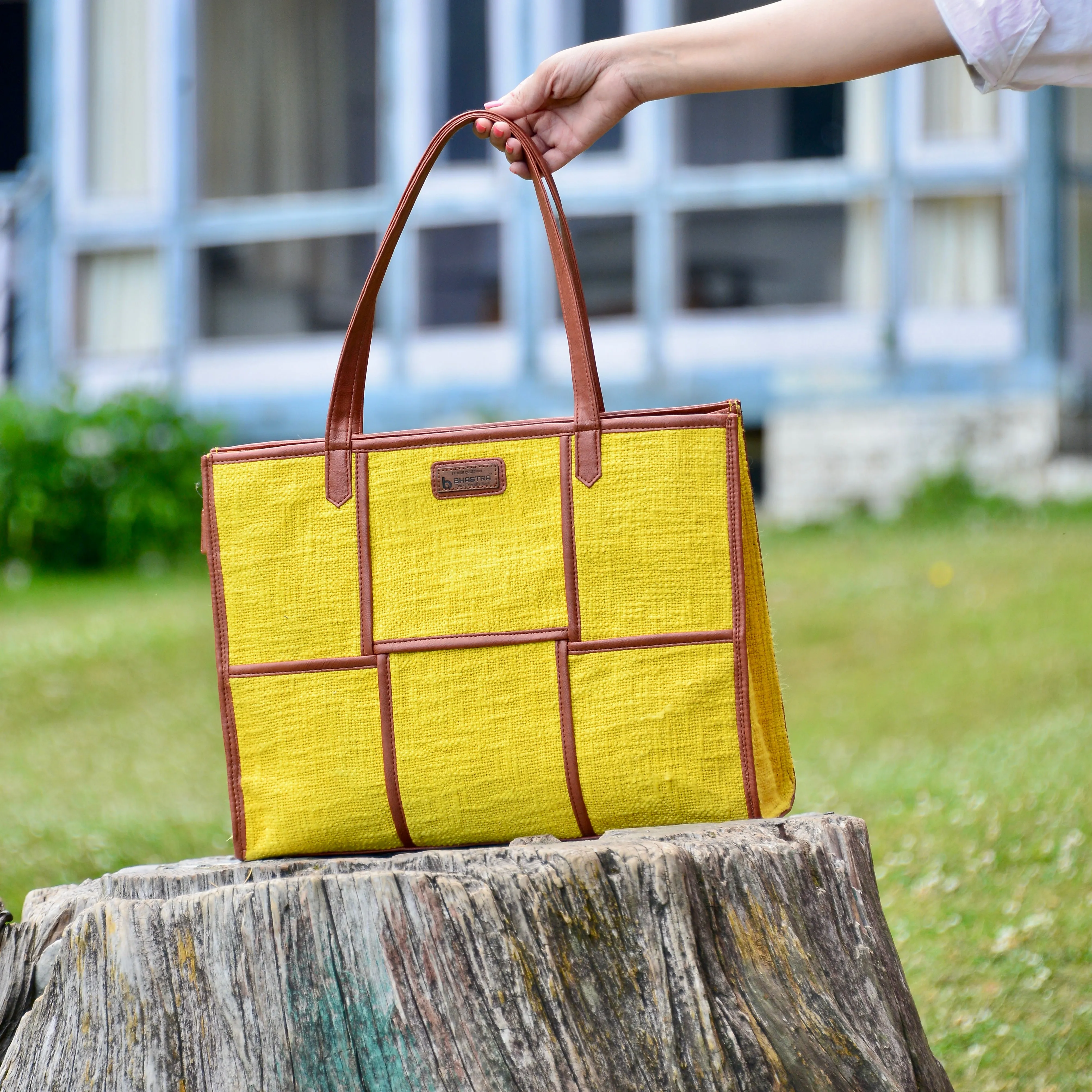 Lemoni - Ivy Tote (Medium) With Initials Customization
