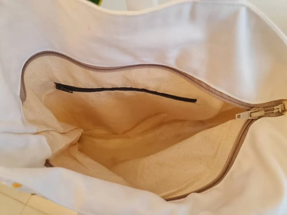 Light Beige Daisy Embroidered Canvas Tote Bag