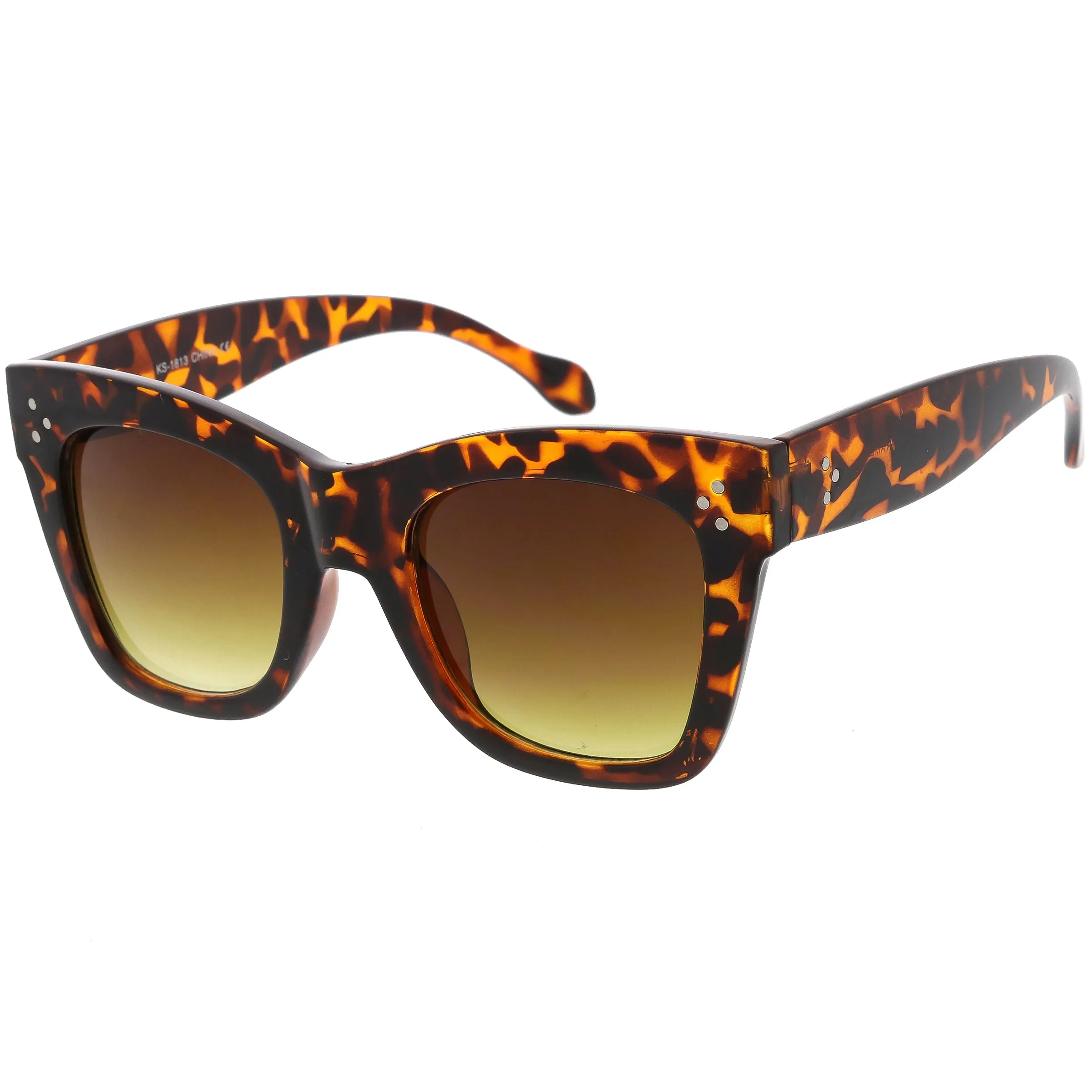 Women's Large Bold Horned Rim With Rivets Sunglasses C874